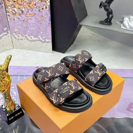 ルイヴィトン スリッパ