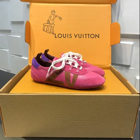 ルイヴィトン カジュアルシューズ