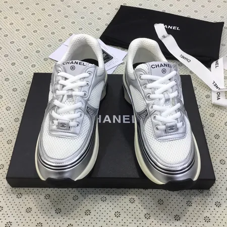 シャネル スニーカー