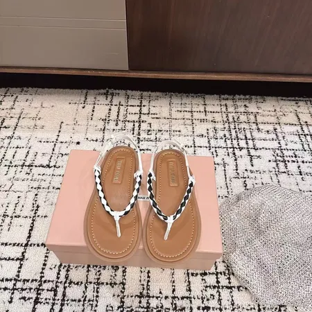 ミュウミュウ サンダル