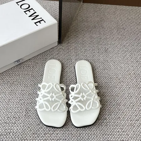 ロエベ スリッパ
