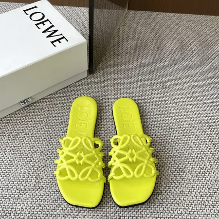 ロエベ スリッパ