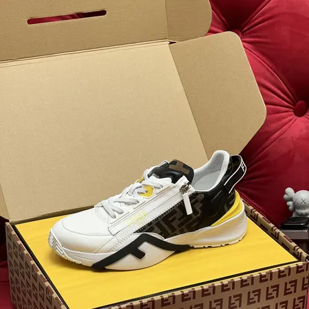 フェンディ スニーカー