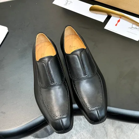 クリスチャン・ルブタン ビジネスシューズ