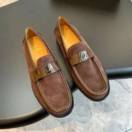 クリスチャン・ルブタン ビジネスシューズ