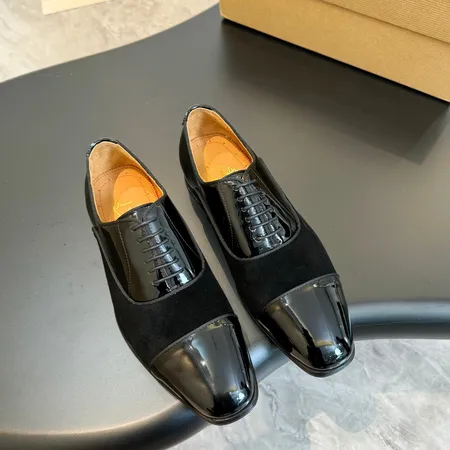 クリスチャン・ルブタン ビジネスシューズ