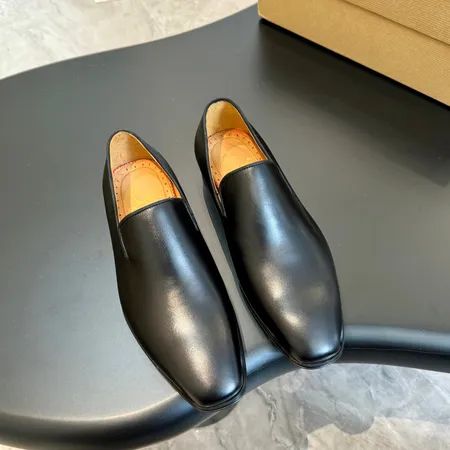 クリスチャン・ルブタン ビジネスシューズ