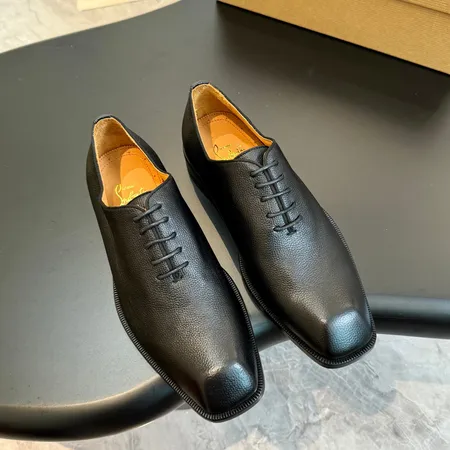 クリスチャン・ルブタン ビジネスシューズ