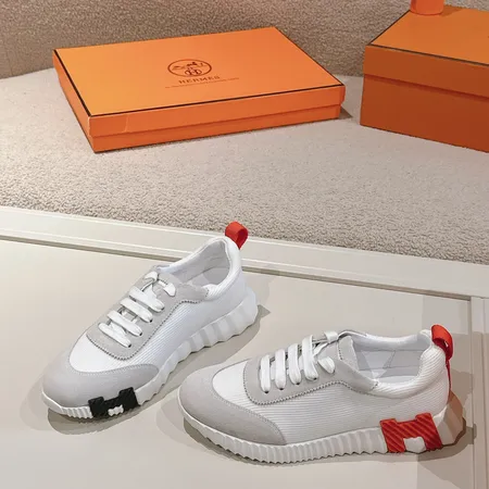 エルメス スニーカー