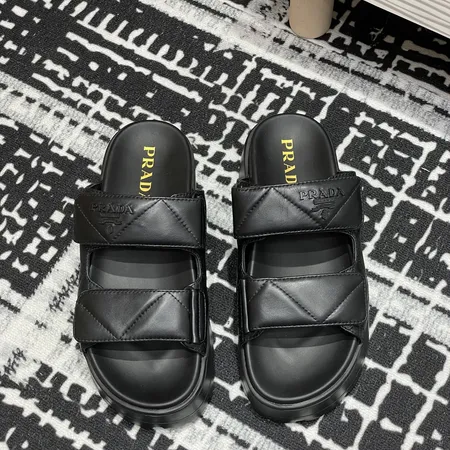 プラダ スリッパ