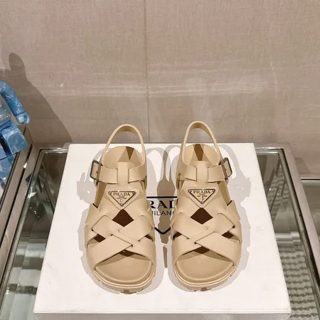 プラダ サンダル