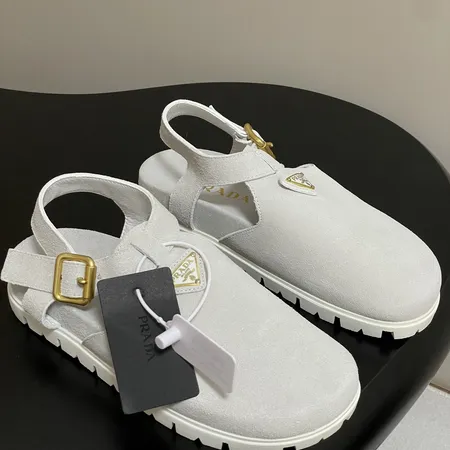プラダ サンダル