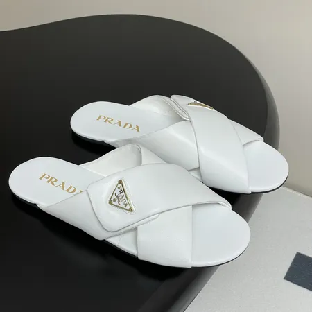 プラダ スリッパ