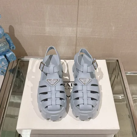 プラダ サンダル