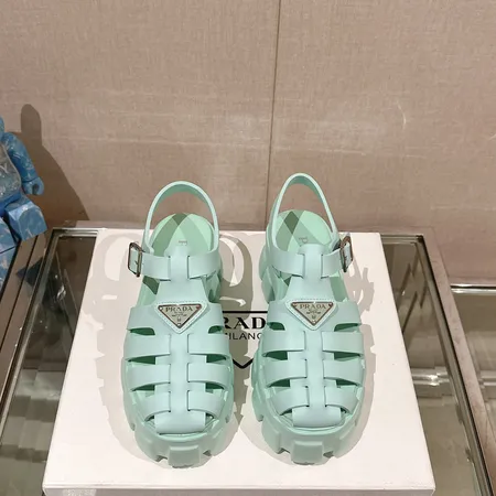 プラダ サンダル