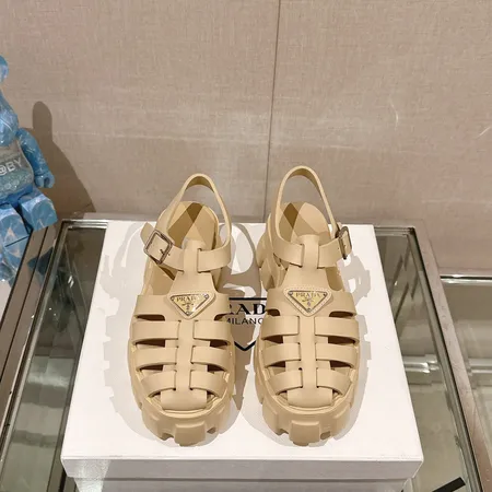 プラダ サンダル