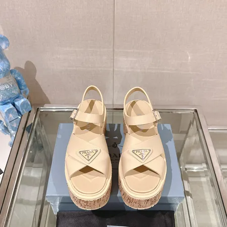 プラダ サンダル
