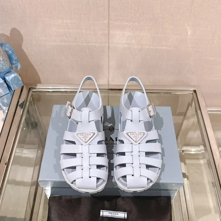 プラダ サンダル