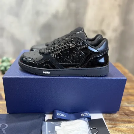 ディオール カジュアルシューズ