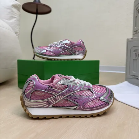 ボッテガ ヴェネタ カジュアルシューズ