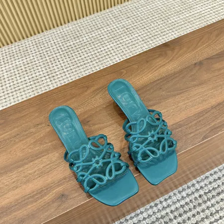 ロエベ スリッパ