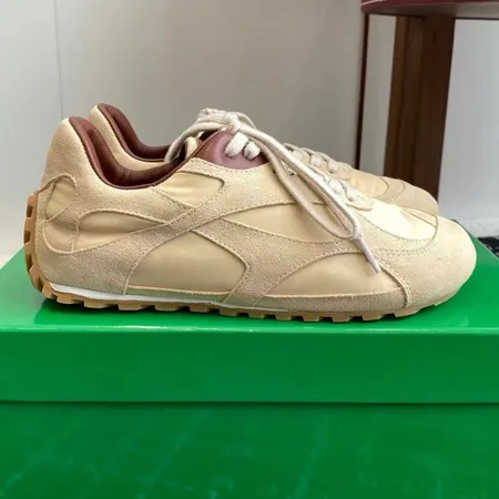 ボッテガ ヴェネタ スニーカー