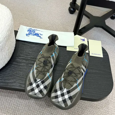 バーバリー ス スニーカー