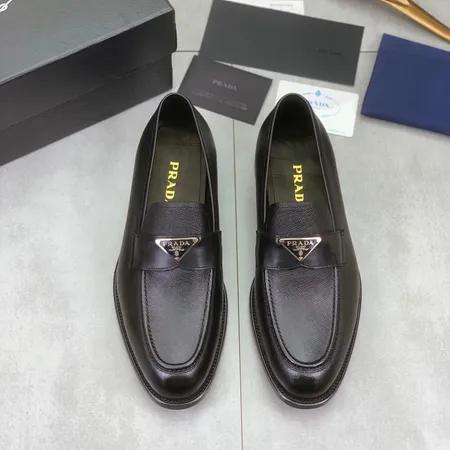 プラダ ビジネスシューズ