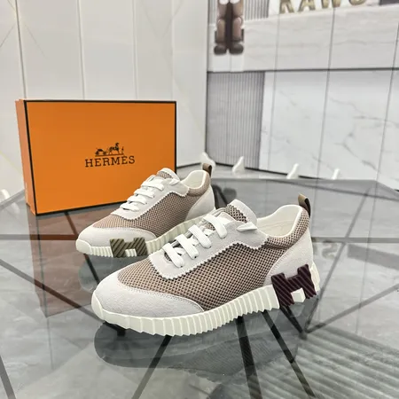 エルメス スニーカー