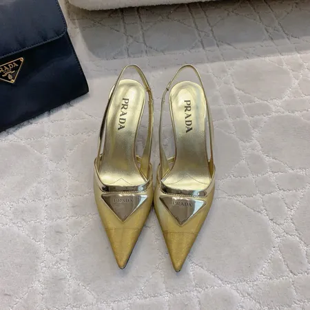 プラダ サンダル