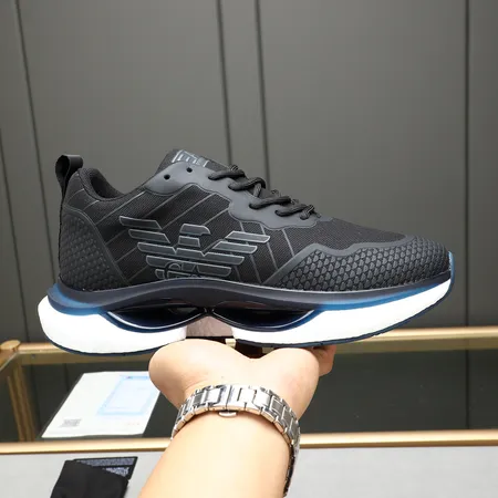 アルマーニ スニーカー