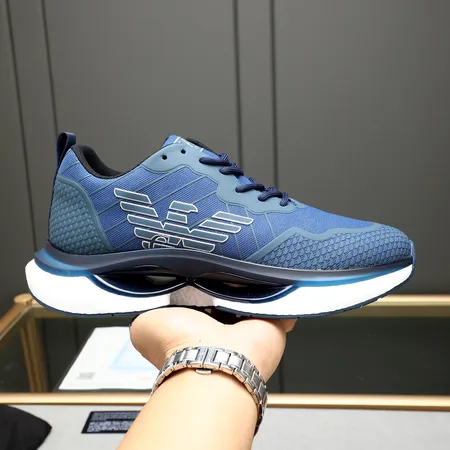 アルマーニ スニーカー