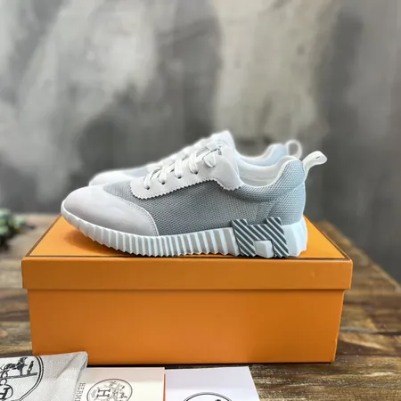 エルメス スニーカー