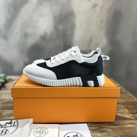 エルメス スニーカー