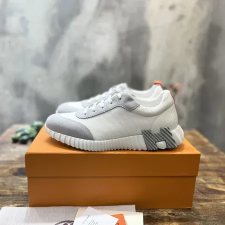 エルメス スニーカー