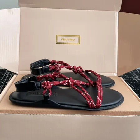 ミュウミュウ サンダル