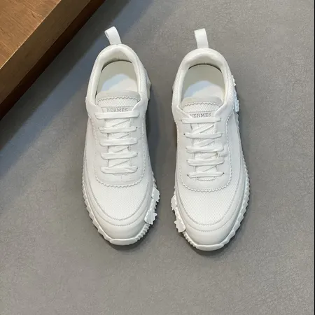 エルメス スニーカー