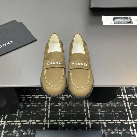 シャネル ビジネスシューズ