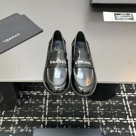 シャネル ビジネスシューズ