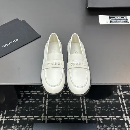 シャネル ビジネスシューズ