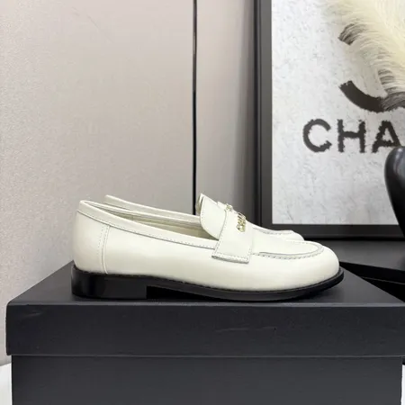 シャネル ビジネスシューズ