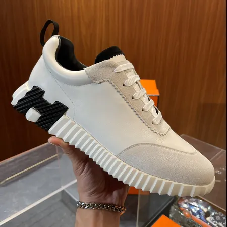 エルメス スニーカー