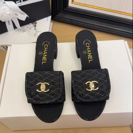 シャネル サンダル