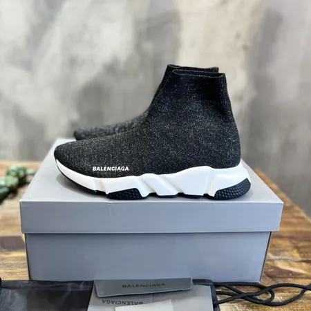 バレンシアガ カジュアルシューズ