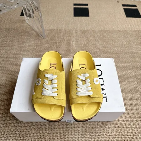 ロエベ スリッパ