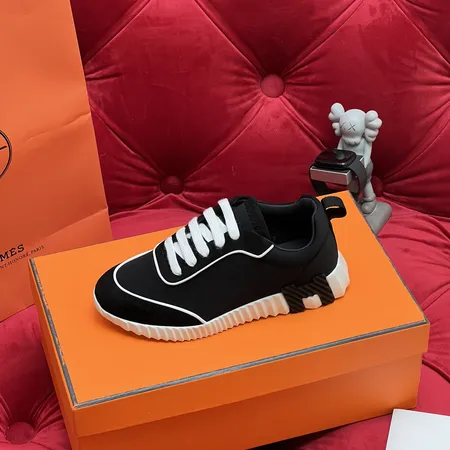 エルメス スニーカー