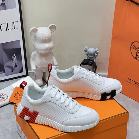 エルメス スニーカー