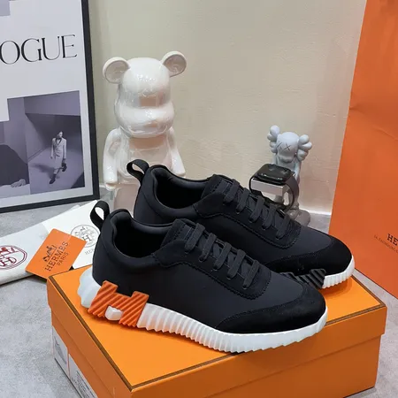 エルメス スニーカー