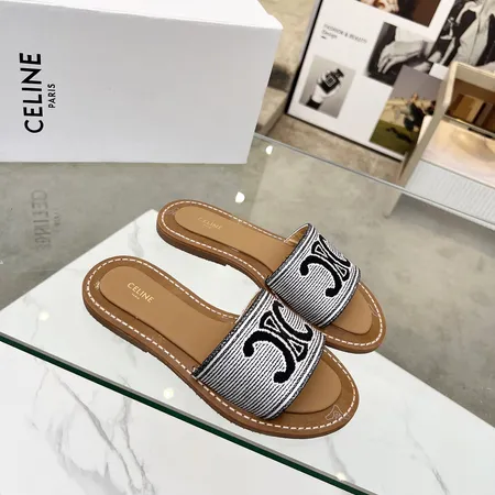 セリーヌ スリッパ