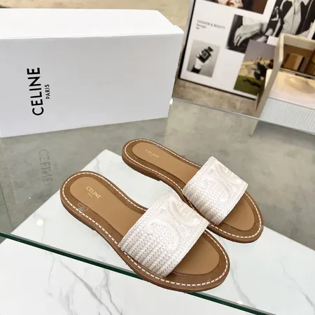 セリーヌ スリッパ